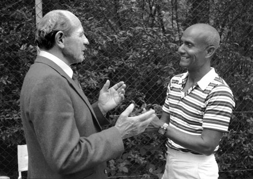 Sri Chinmoy meeting Emil Zatopek